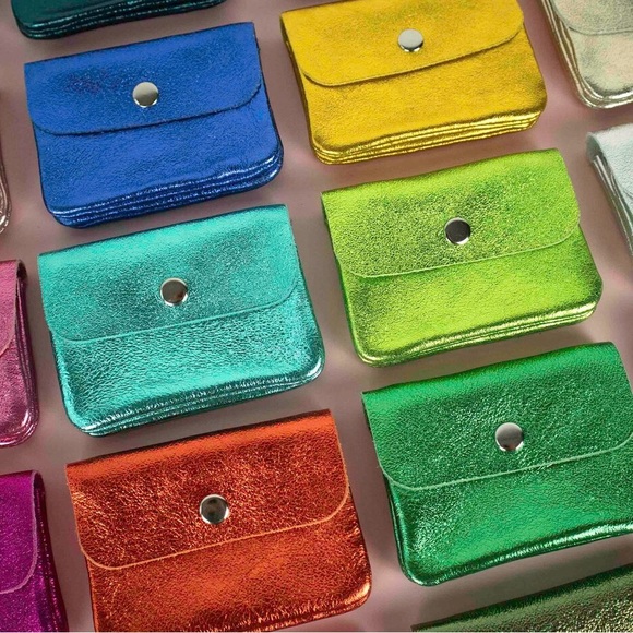 Red Metallic Leather Coin Purse - Picture 4 of 11